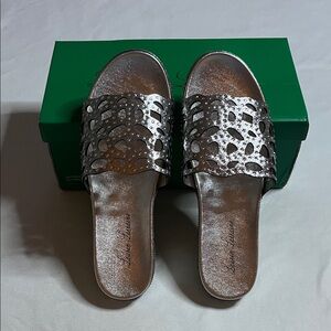 NIB Lauren Lorraine Byanka Slides